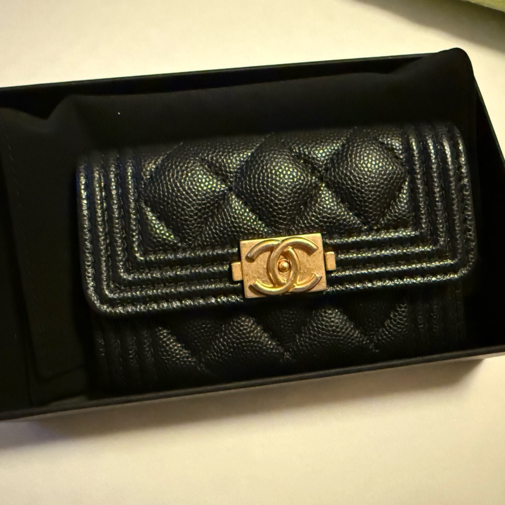 CHANEL Black Quilted Card Holder